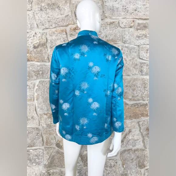 Vintage 1960s Chinese Satin Blue Yellow Reversible Floral Jacket Frog Closures - Picture 8 of 16